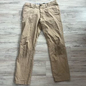 Men’s 30” Tommy Hilfiger khaki pants